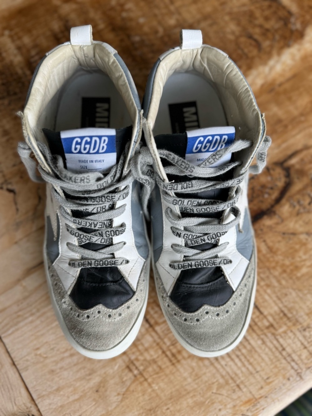 Golden Goose Gray, White, Black and Gray Midstar sneakers. Limited Edition. - Picture 3 of 6